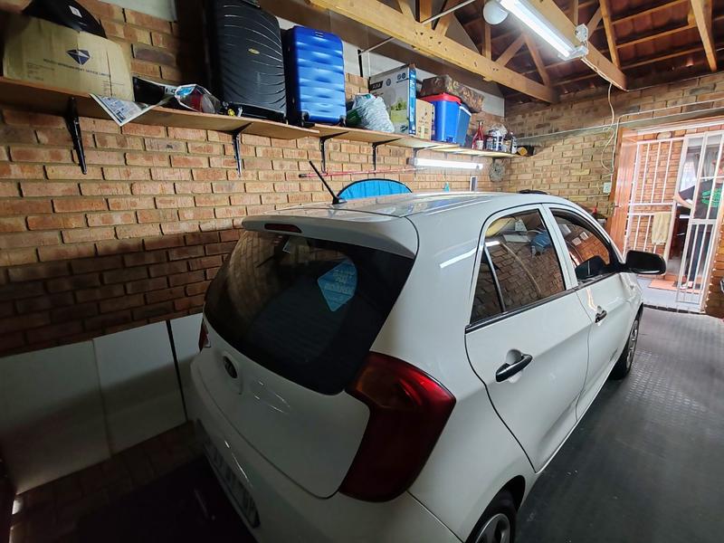 3 Bedroom Property for Sale in Annlin Gauteng