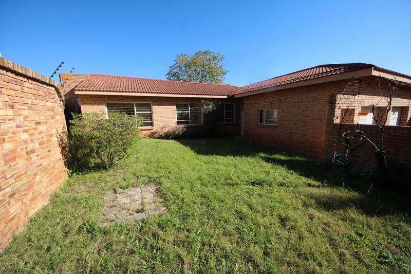 To Let 3 Bedroom Property for Rent in Ferndale Gauteng