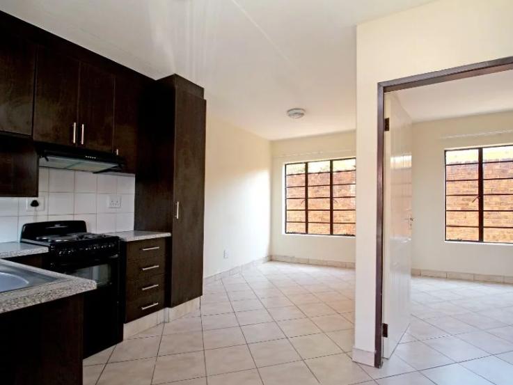 1 Bedroom Property for Sale in Kempton Park Gauteng