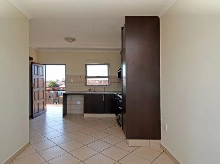 1 Bedroom Property for Sale in Kempton Park Gauteng