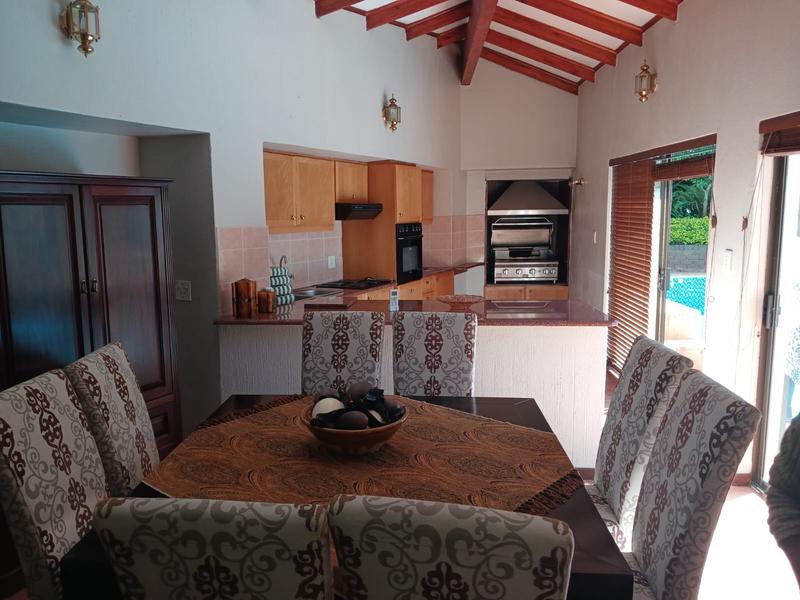 6 Bedroom Property for Sale in Zwartkop Gauteng