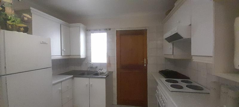 6 Bedroom Property for Sale in Zwartkop Gauteng