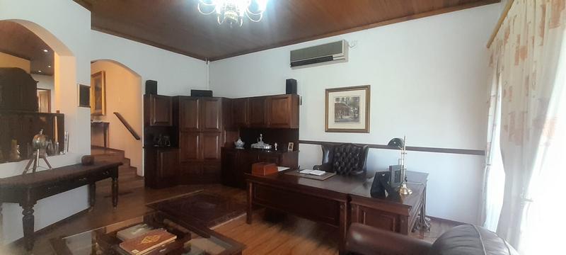 6 Bedroom Property for Sale in Zwartkop Gauteng