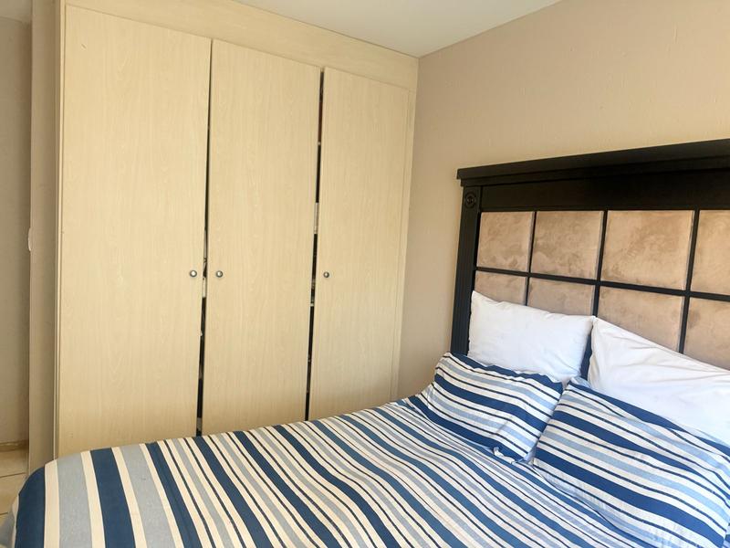 2 Bedroom Property for Sale in Klippoortjie Gauteng