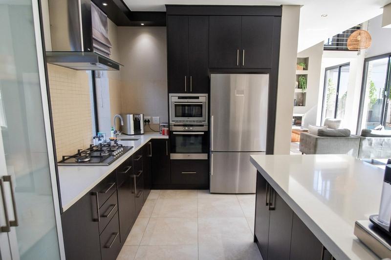 4 Bedroom Property for Sale in Morningside Gauteng
