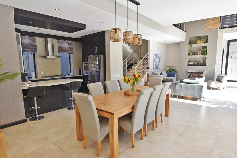 4 Bedroom Property for Sale in Morningside Gauteng