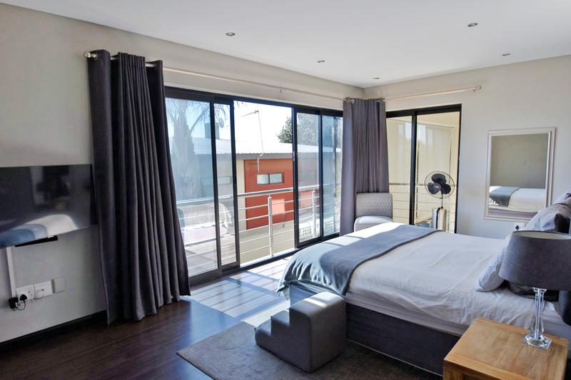 4 Bedroom Property for Sale in Morningside Gauteng