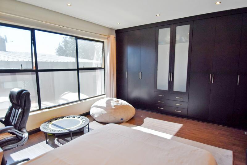 4 Bedroom Property for Sale in Morningside Gauteng