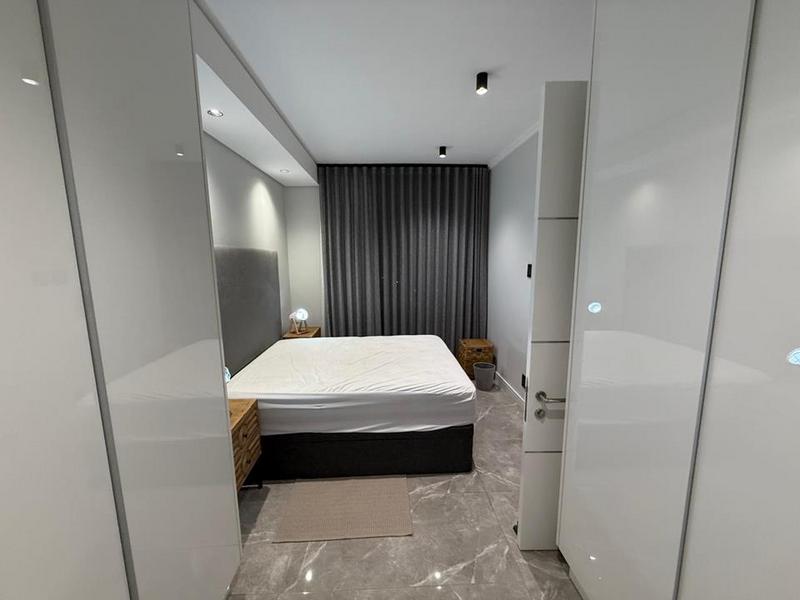 1 Bedroom Property for Sale in Waterfall Gauteng