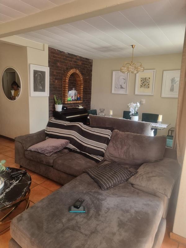 To Let 3 Bedroom Property for Rent in Bedford Gardens Gauteng