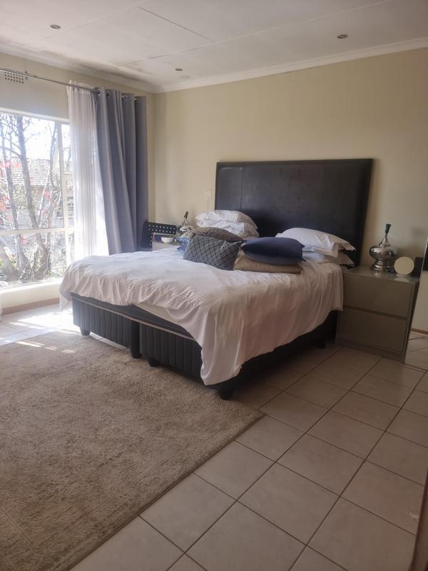 To Let 3 Bedroom Property for Rent in Bedford Gardens Gauteng