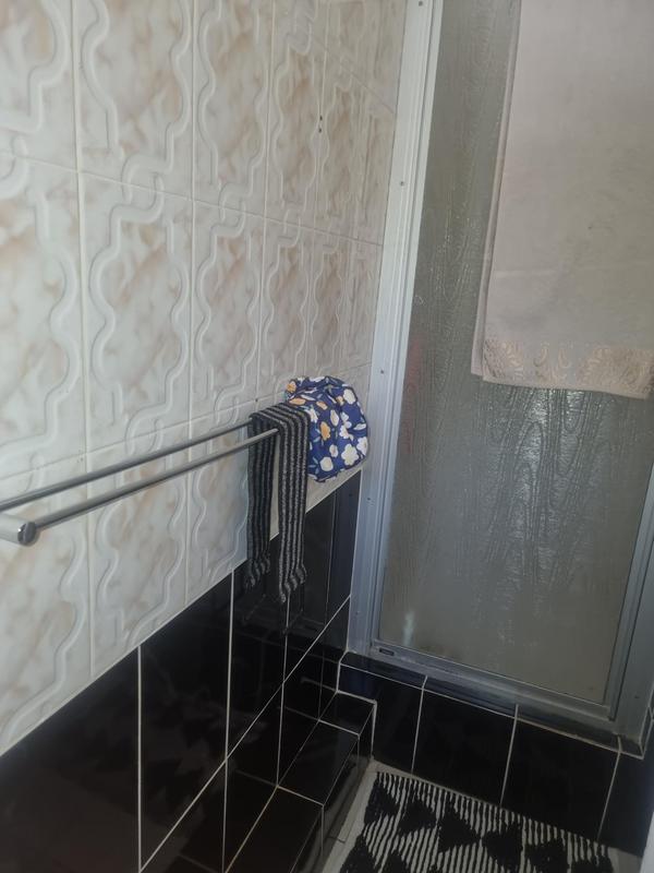 To Let 3 Bedroom Property for Rent in Bedford Gardens Gauteng