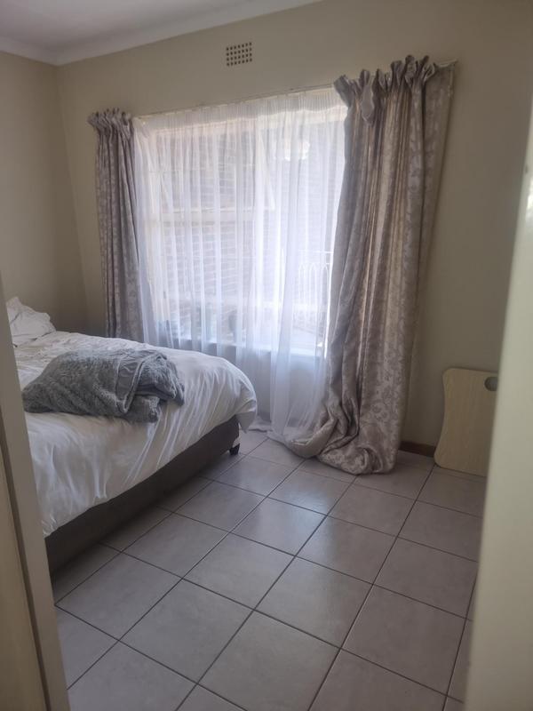 To Let 3 Bedroom Property for Rent in Bedford Gardens Gauteng