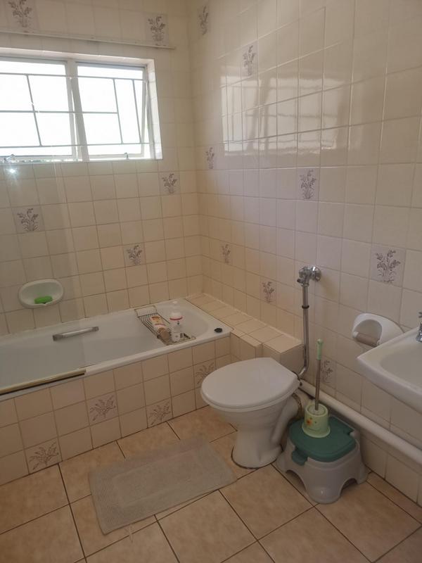 To Let 3 Bedroom Property for Rent in Bedford Gardens Gauteng