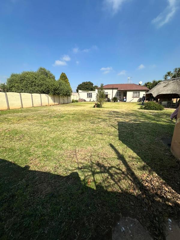 4 Bedroom Property for Sale in Strubenvale Gauteng