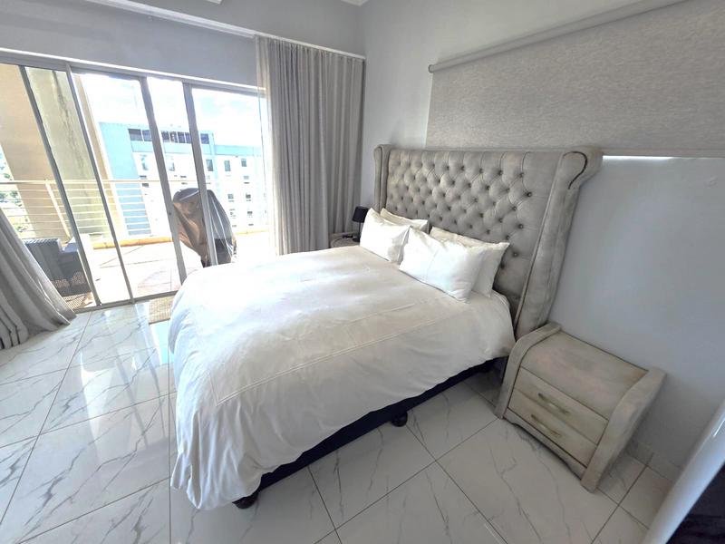 To Let 3 Bedroom Property for Rent in Sandhurst Gauteng