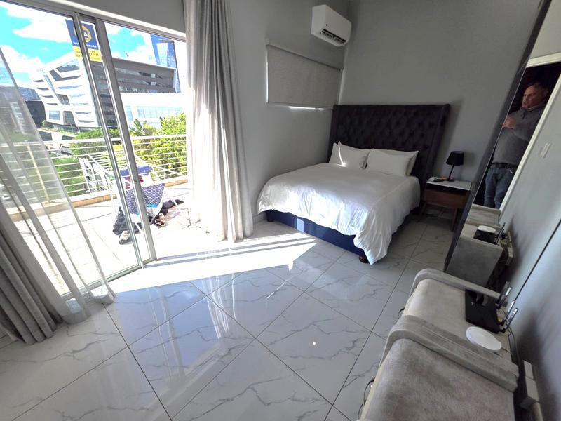 To Let 3 Bedroom Property for Rent in Sandhurst Gauteng