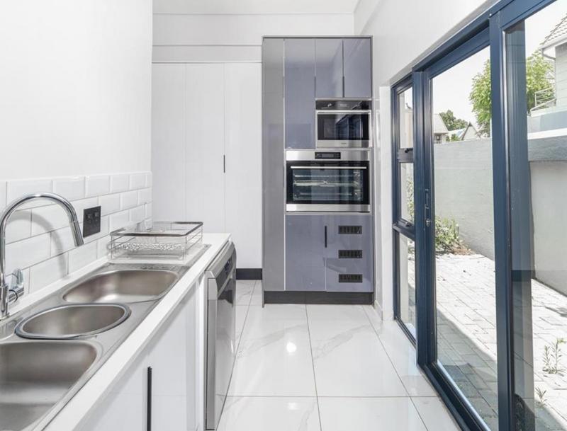 6 Bedroom Property for Sale in Zwartkop Golf Estate Gauteng
