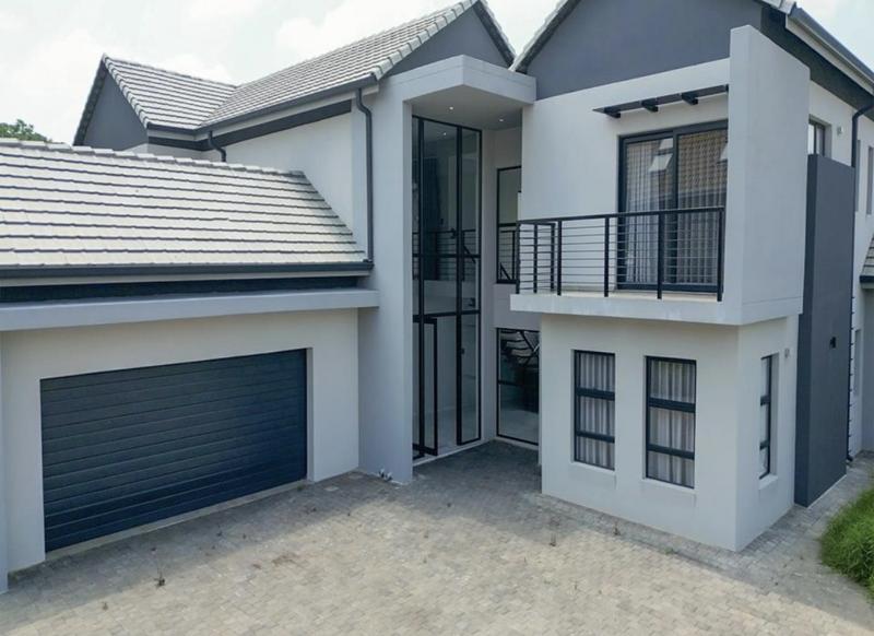 6 Bedroom Property for Sale in Zwartkop Golf Estate Gauteng