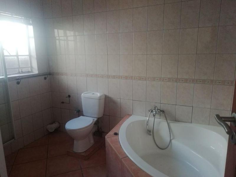 To Let 3 Bedroom Property for Rent in Eldo Manor Gauteng
