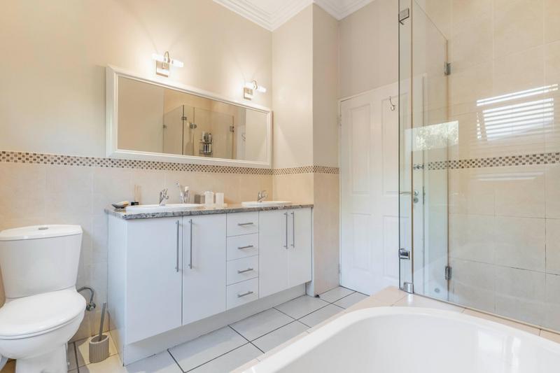 3 Bedroom Property for Sale in Craighall Gauteng