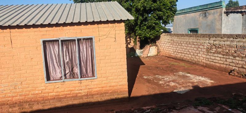2 Bedroom Property for Sale in Mamelodi Gauteng