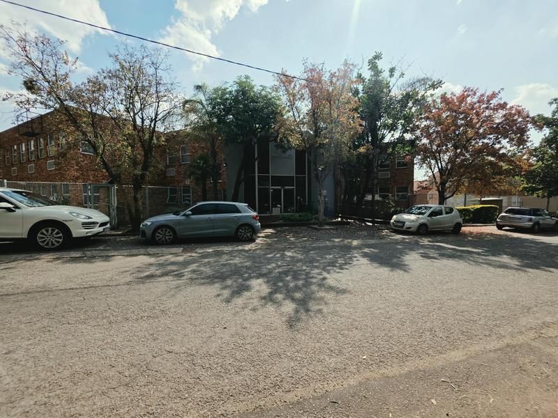 To Let Commercial Property for Rent in Menlo Park Gauteng
