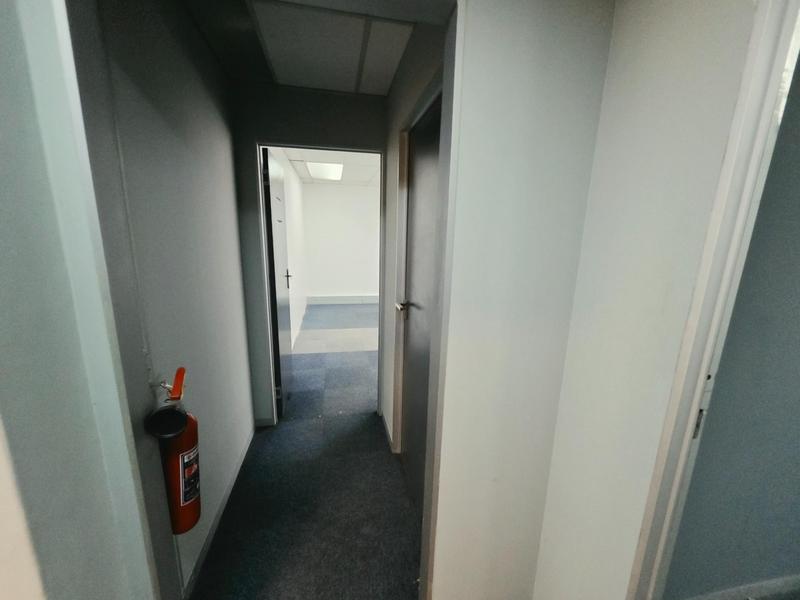 To Let Commercial Property for Rent in Menlo Park Gauteng