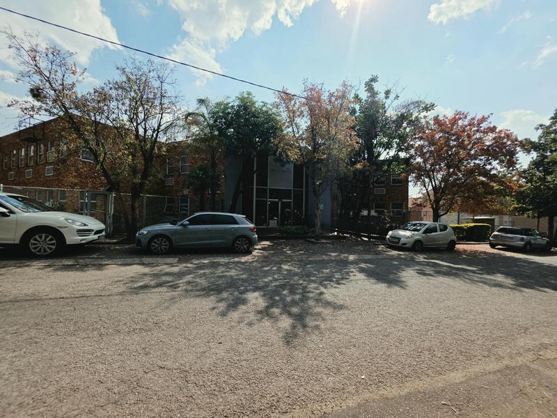 To Let Commercial Property for Rent in Menlo Park Gauteng