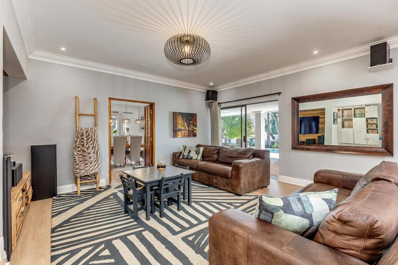 5 Bedroom Property for Sale in Fourways Gardens Gauteng