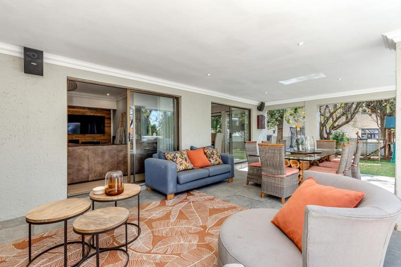 5 Bedroom Property for Sale in Fourways Gardens Gauteng