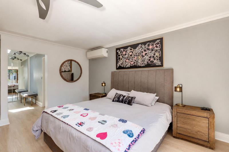 5 Bedroom Property for Sale in Fourways Gardens Gauteng