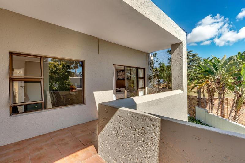 5 Bedroom Property for Sale in Fourways Gardens Gauteng
