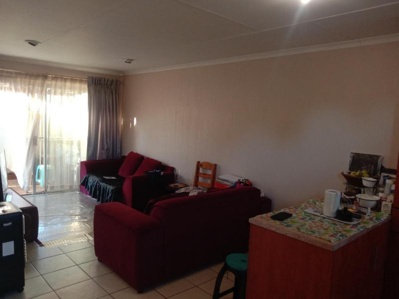 2 Bedroom Property for Sale in Georginia Gauteng