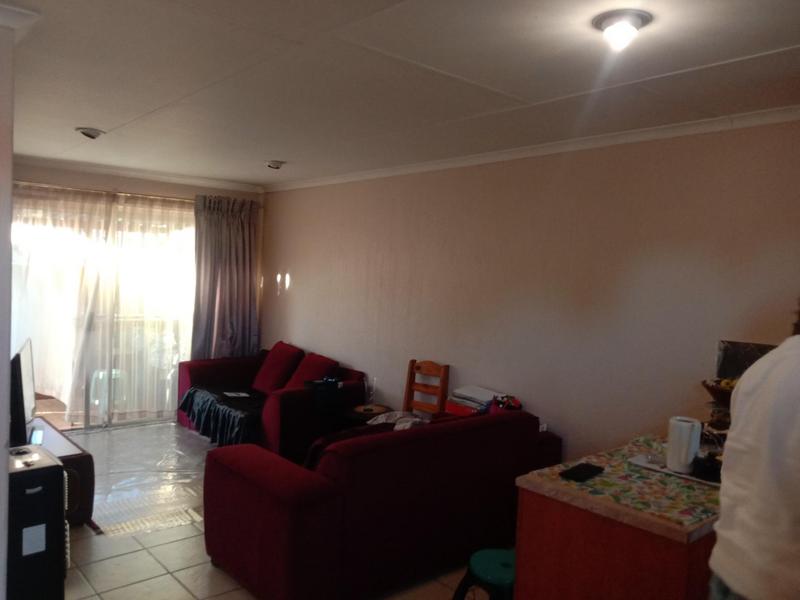 2 Bedroom Property for Sale in Georginia Gauteng
