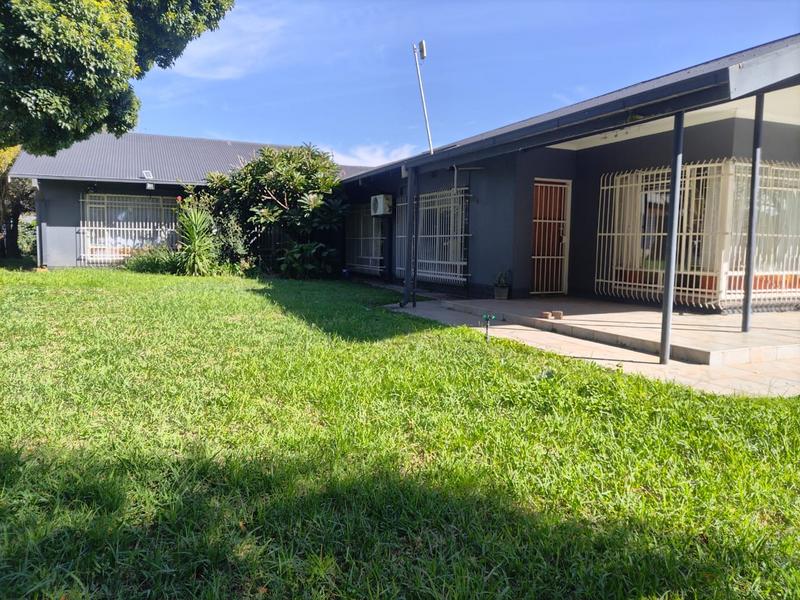 4 Bedroom Property for Sale in Kilner Park Gauteng