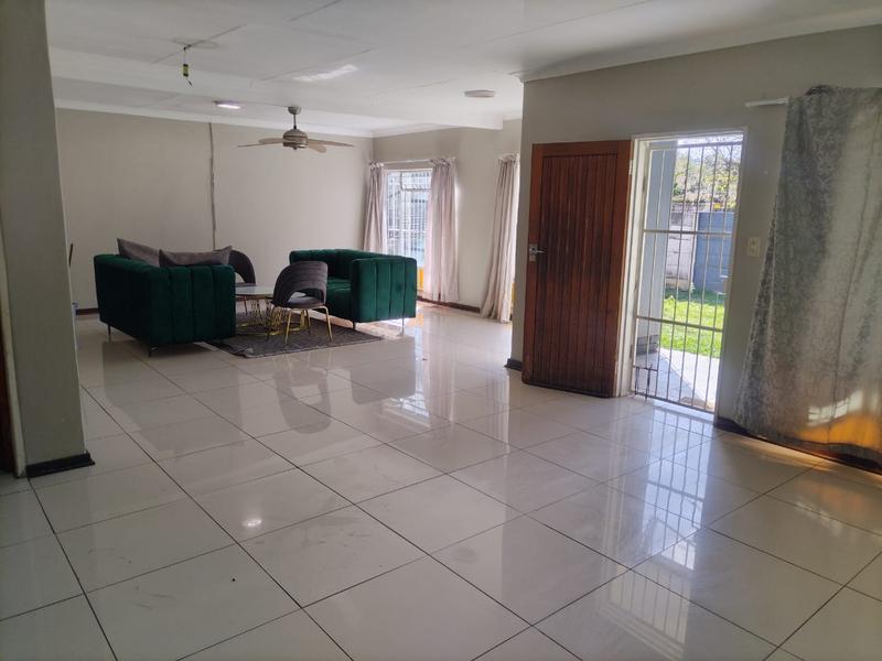 4 Bedroom Property for Sale in Kilner Park Gauteng