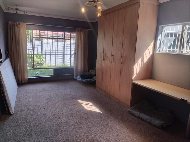4 Bedroom Property for Sale in Kilner Park Gauteng