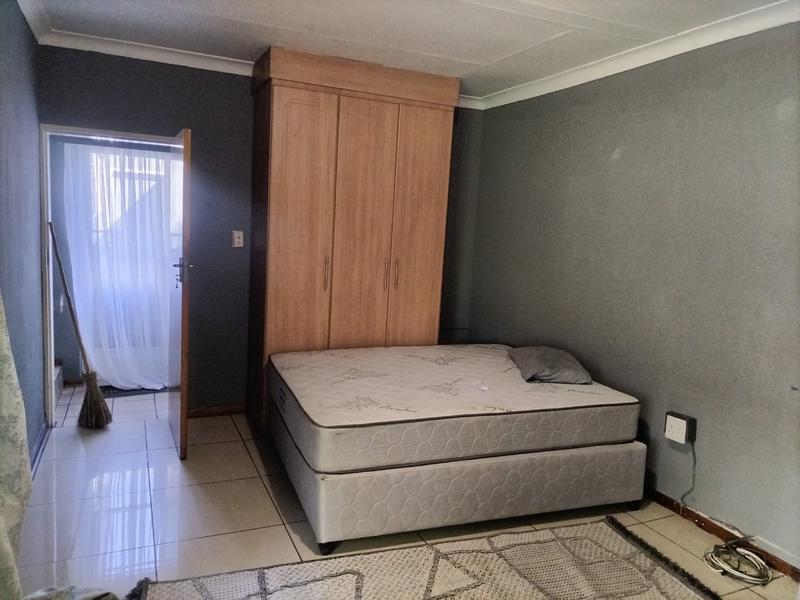 4 Bedroom Property for Sale in Kilner Park Gauteng