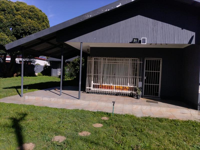 4 Bedroom Property for Sale in Kilner Park Gauteng