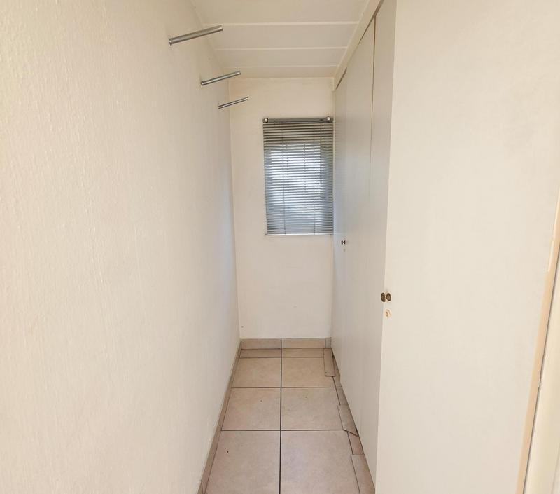 1 Bedroom Property for Sale in Morningside Gauteng