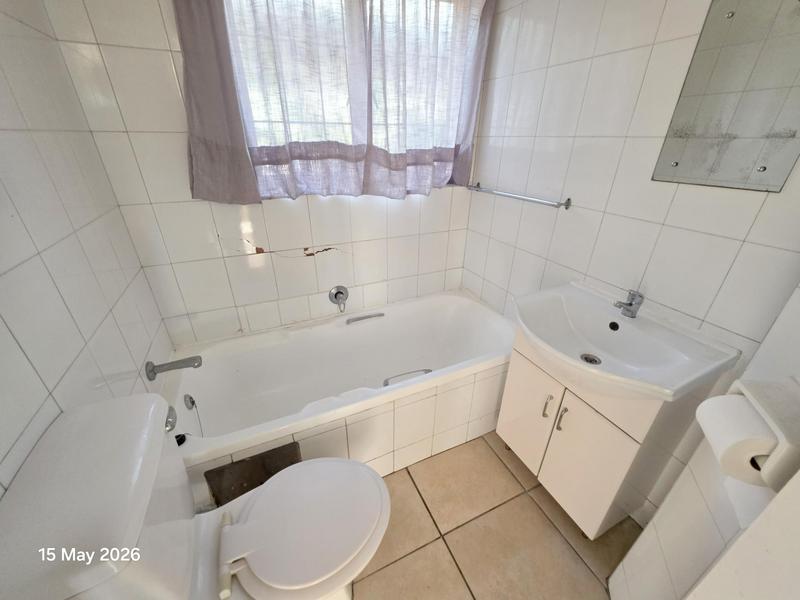 1 Bedroom Property for Sale in Morningside Gauteng