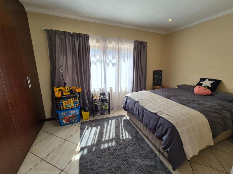 4 Bedroom Property for Sale in Irene Farm Villages Gauteng