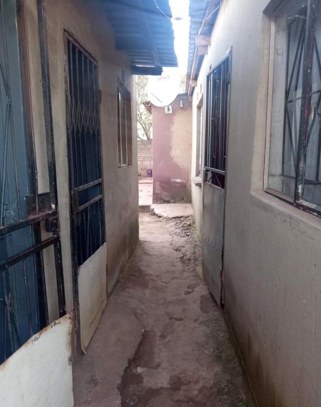 1 Bedroom Property for Sale in Roodekop Gauteng