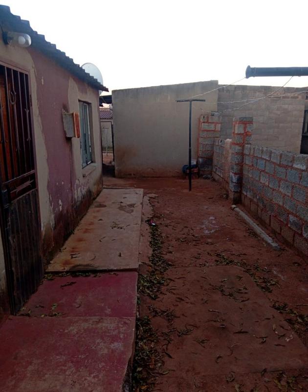 1 Bedroom Property for Sale in Roodekop Gauteng