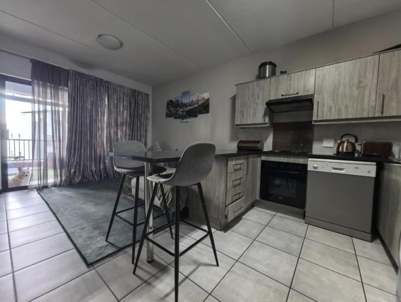 To Let 2 Bedroom Property for Rent in Barbeque Downs Gauteng