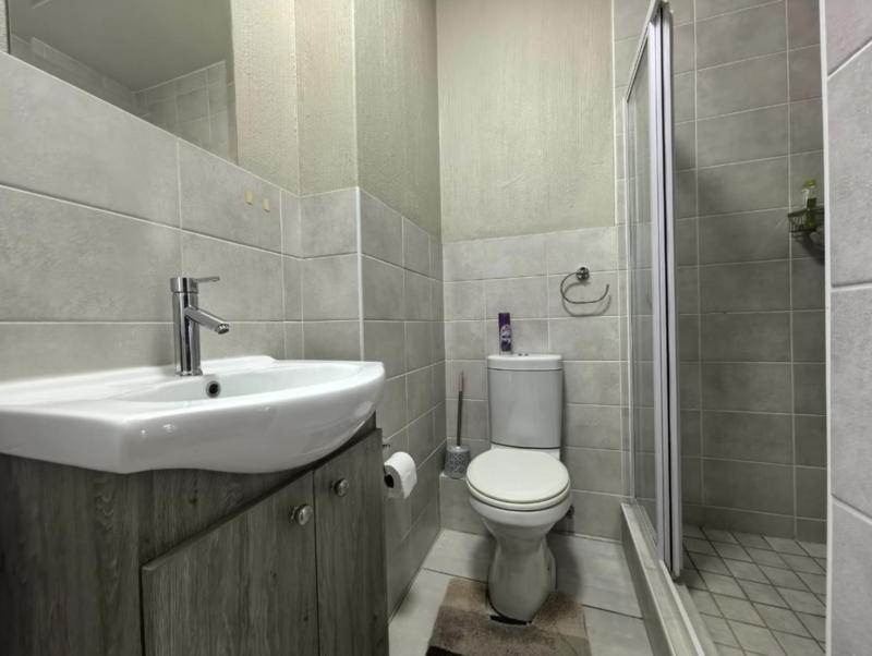 To Let 2 Bedroom Property for Rent in Barbeque Downs Gauteng