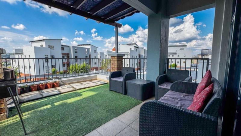 To Let 2 Bedroom Property for Rent in Barbeque Downs Gauteng