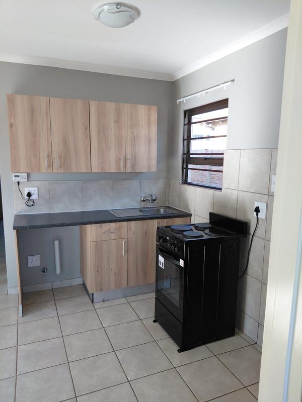 3 Bedroom Property for Sale in Windmill Park Gauteng