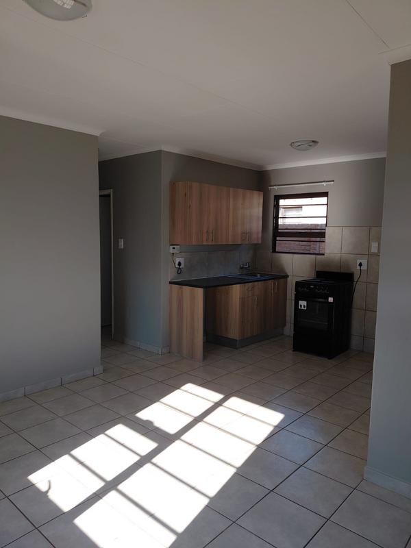 3 Bedroom Property for Sale in Windmill Park Gauteng